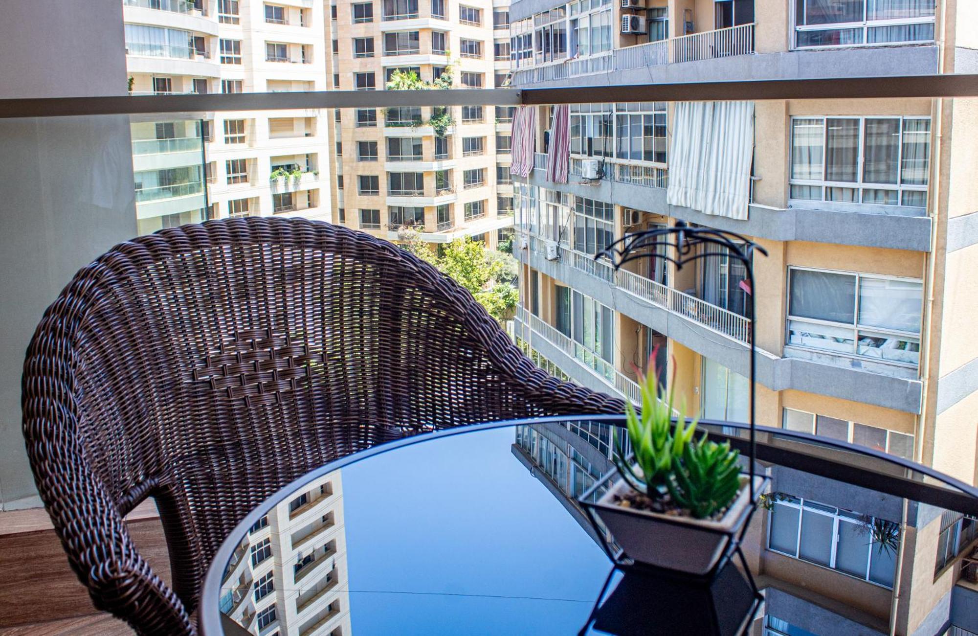 Britannia Suites Beirute Exterior foto