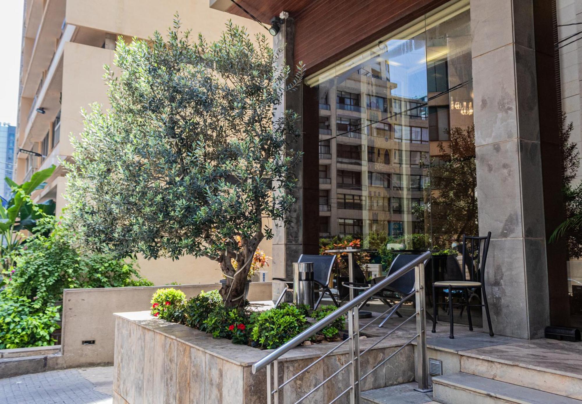 Britannia Suites Beirute Exterior foto