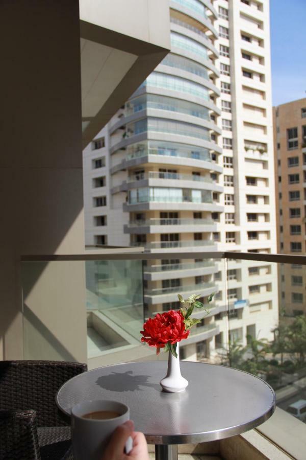 Britannia Suites Beirute Exterior foto